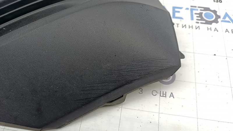 Left fog light cover for VW Tiguan 18-21 (scratches)