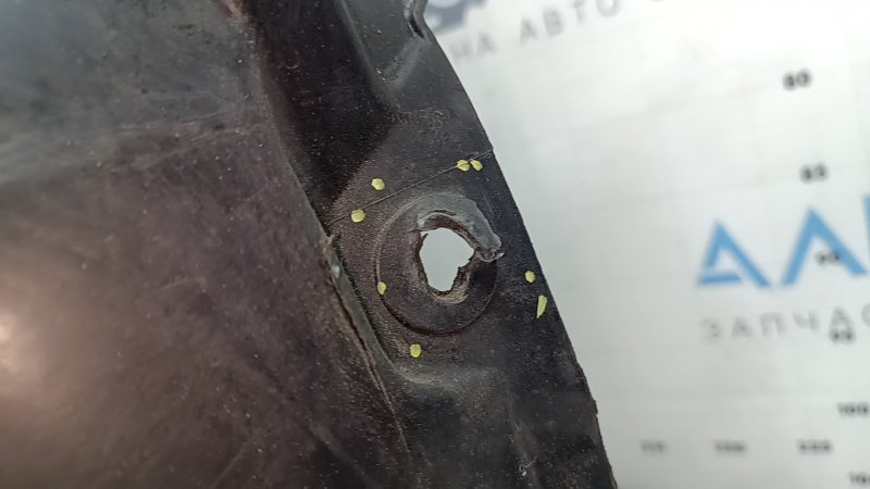 Front right fender liner VW Tiguan 18-21 with mudguard, cracks, tears