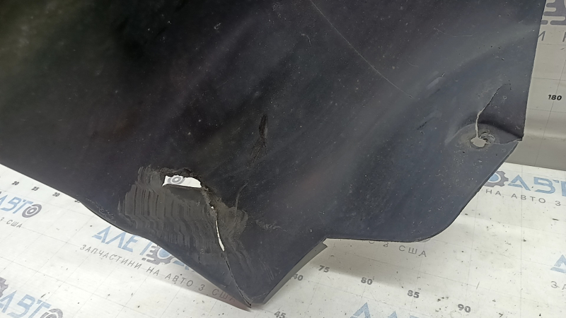 Front right fender liner VW Tiguan 18-21 with mudguard, cracks, tears