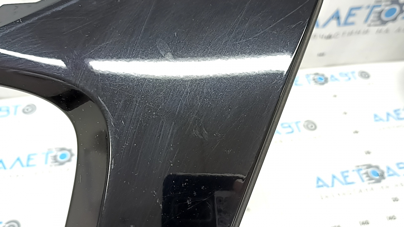 Right trunk lid spoiler Toyota Rav4 19-25 black gloss, scratches