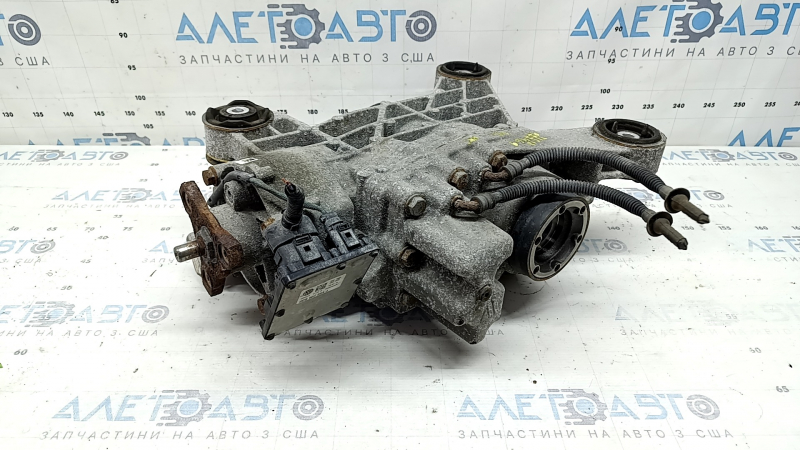 Rear differential gearbox VW Tiguan 18-22 105k with block, rusty flange
