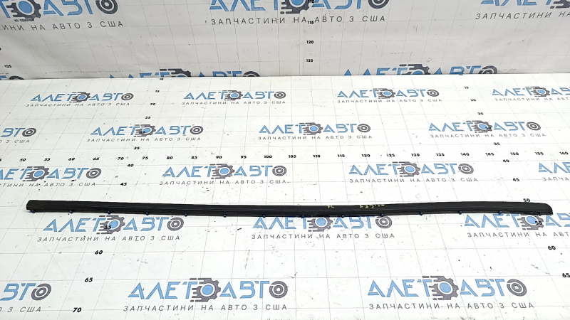 Lower front left door seal for BMW X2 F39 18-23