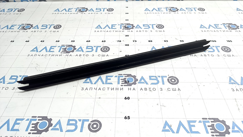 Inner rear left door glass seal BMW X2 F39 18-23
