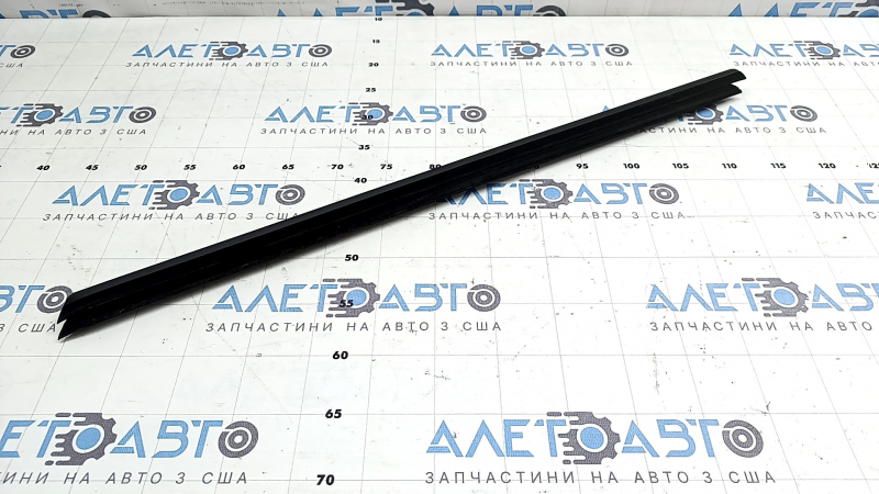 Inner front left door glass seal for BMW X2 F39 18-23