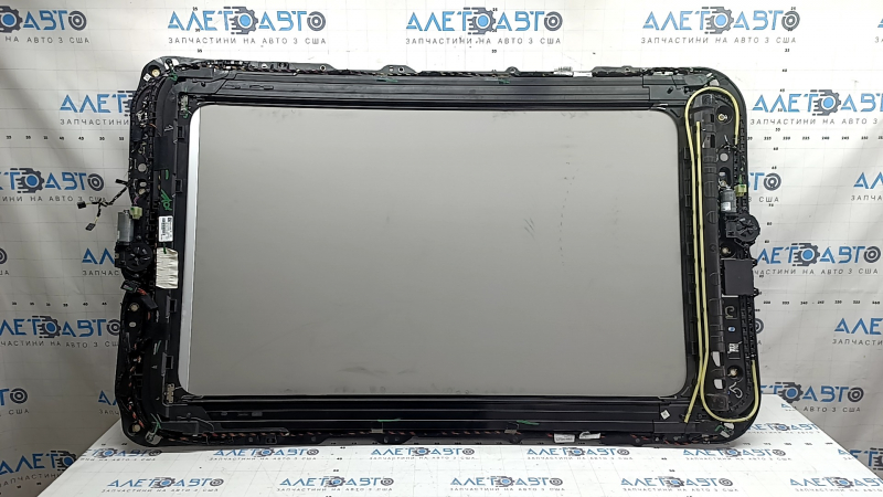 Panorama assembly VW Tiguan 18-24 gray curtain, dry-cleanable, scratches