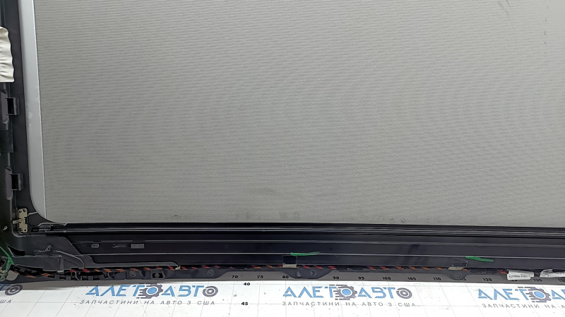 Panorama assembly VW Tiguan 18-24 gray curtain, dry-cleanable, scratches