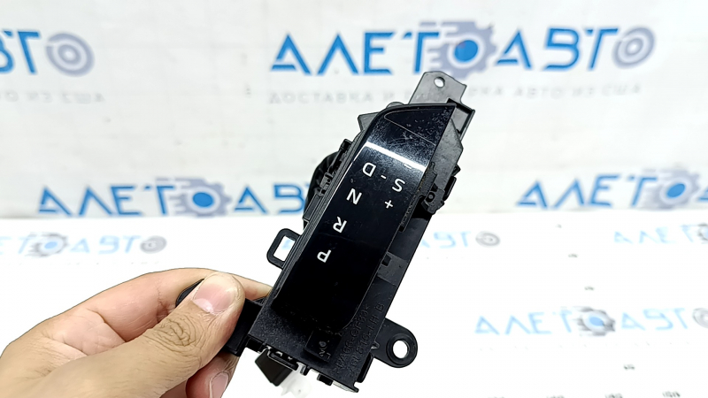 Toyota Rav4 19-25 hybrid automatic transmission indicator, scratches