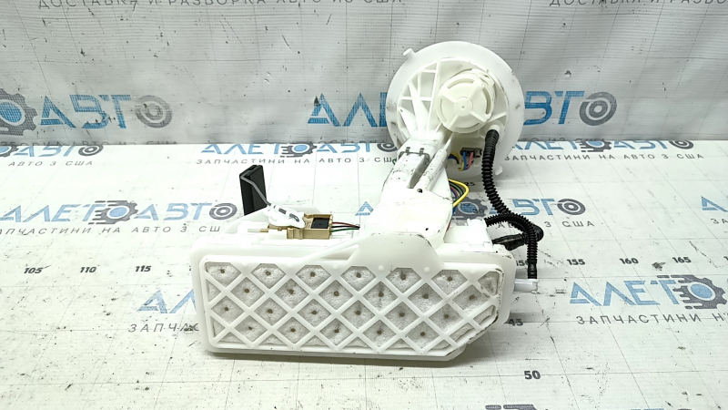 Fuel pump fuel pump Lexus ES300h 19-26 2.5