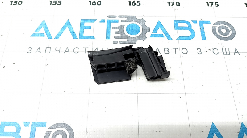Plug for the inner seal of the rear right door glass of Lexus ES 19-26 rear