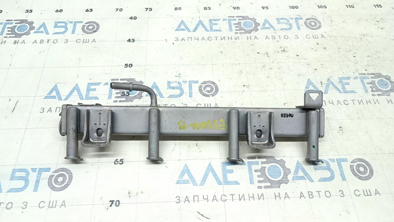 Low-pressure fuel rail for Lexus ES250 ES300h 19-26