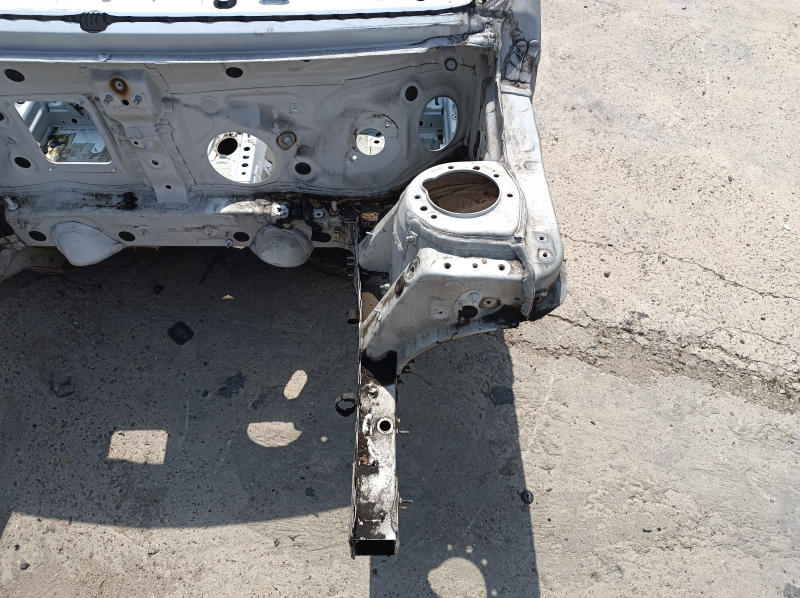 Front left quarter panel BMW X2 F39 18-23 on the body, white