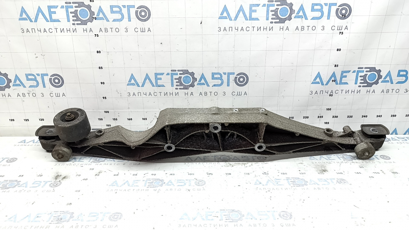 Rear differential bracket for BMW X2 F39 18-23 AWD with balancer