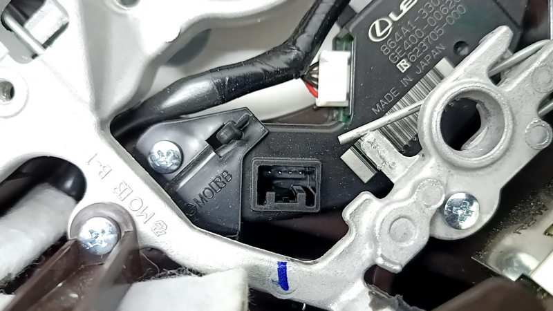 Lexus ES 19-22 bare steering wheel, brown leather, with dark wood, heated, paddle shifters and vibration motor, scratches, dents