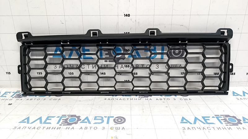 Lower grille front bumper central Jeep Renegade 15-18 prerest SIGNEDA