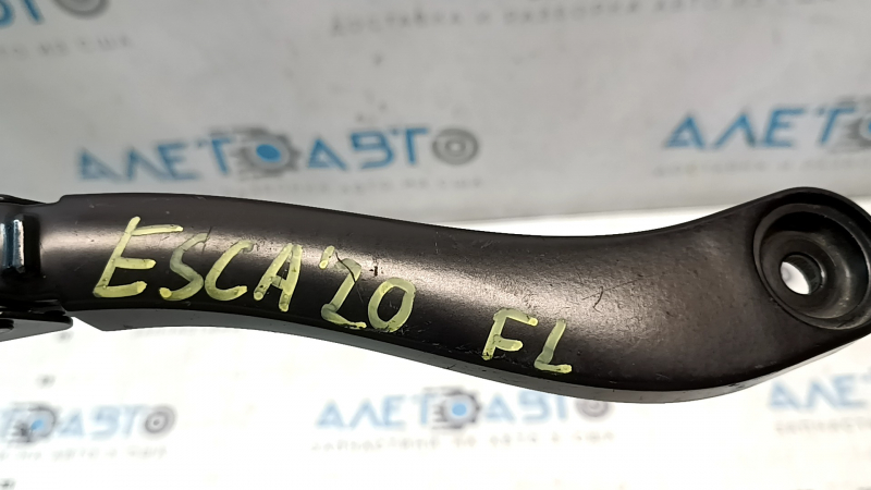 Left wiper arm Ford Escape MK4 20-26 scratches