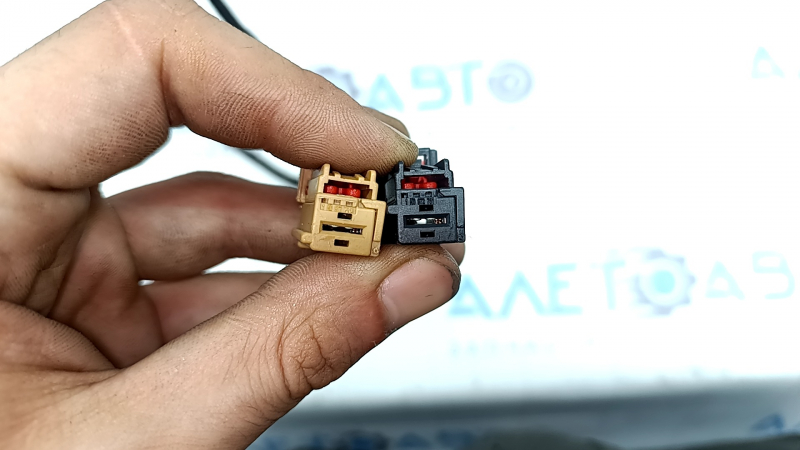 Wiring for the VW Atlas 18-26 trunk door for heating