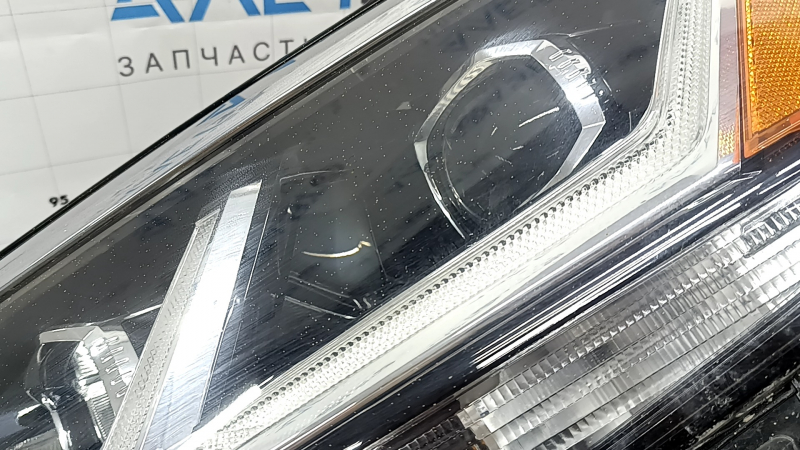 Front left headlight VW Atlas 21-23 LED, complete with chrome and unit, for polishing