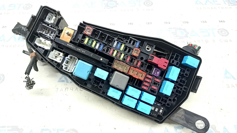 Lexus ES300h left underhood fuse box 19-26 with housing