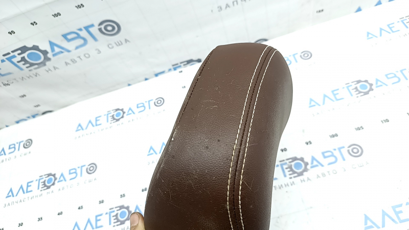 Headrest 2nd row right VW Atlas 21-23 brown leather, white stitching, dry cleanable, scratches