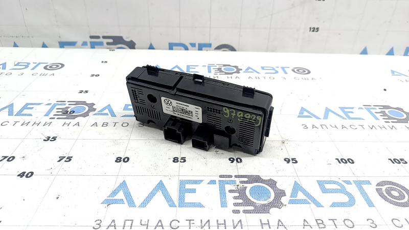 Climate control control 2 row VW Atlas 18-26 auto, scratches on the glass