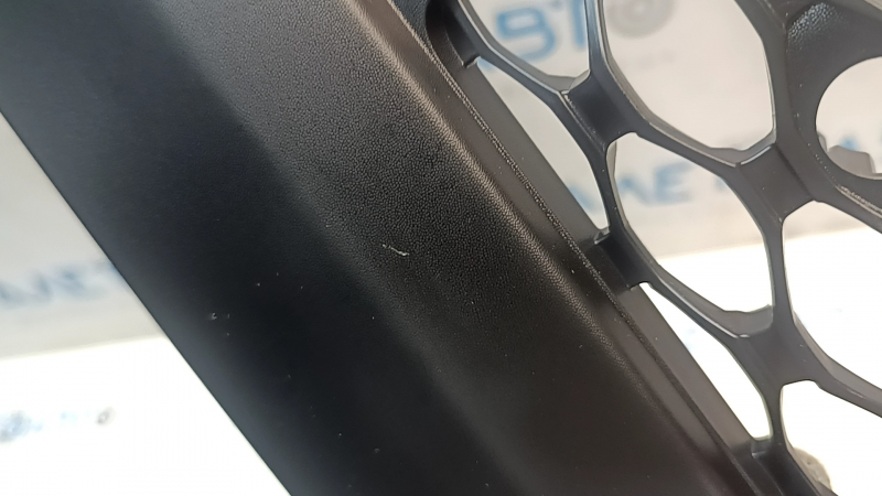 Lower grille of the front bumper Jeep Compass 22-26 under the radar, scratches, abrasions