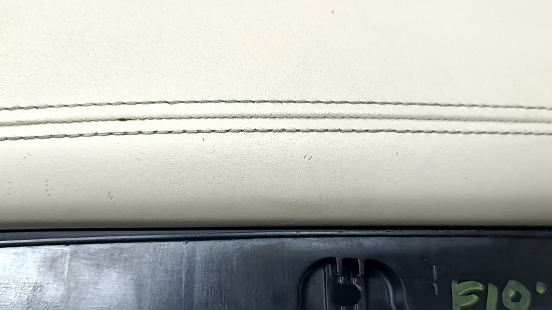 Armrest BMW 5 F10 11-16 Nappa leather Elfenbein Weiss, scratches, needs cleaning
