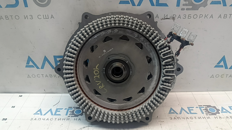 The electric motor of the automatic transmission Honda CRV 20-22 2.0 hybrid CVT AWD is small
