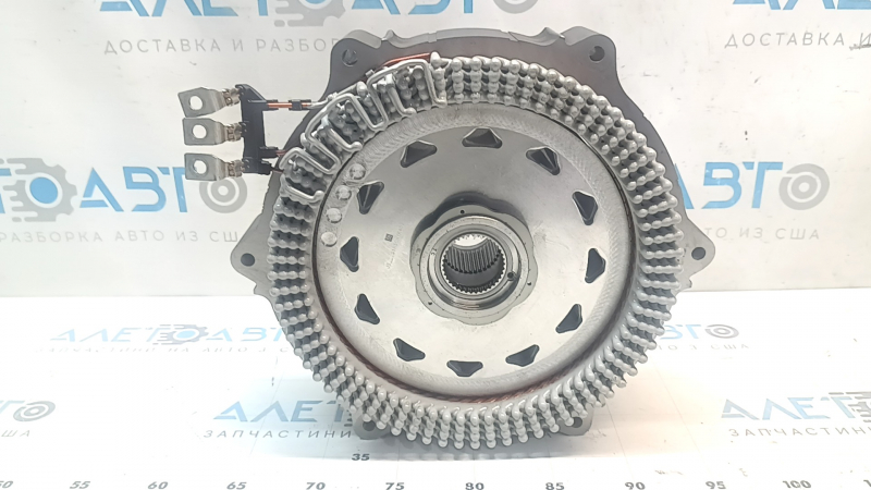 The electric motor of the automatic transmission Honda CRV 20-22 2.0 hybrid CVT AWD is large and dented