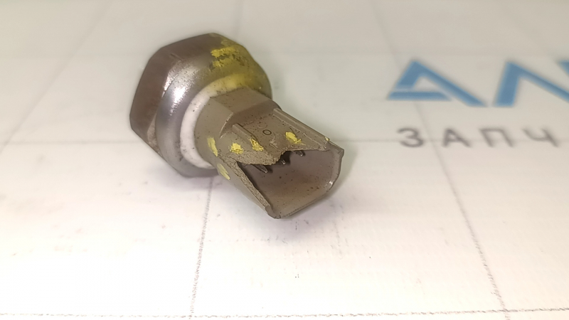 Honda CRV 20-22 2.0 hybrid CVT AWD automatic transmission oil pressure sensor connector is broken