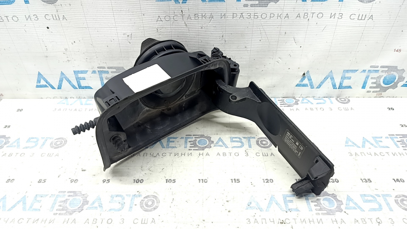BMW 5 F10 14-16 Fuel Filler Door Housing with SCR