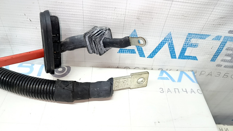 Wiring the battery through the entire body of a BMW 5 F10 11-16