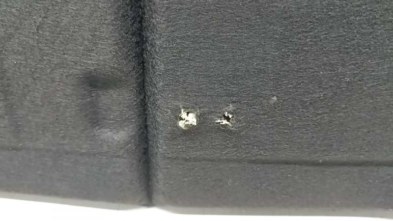The trunk floor of the BMW 5 F10 11-16 is black, the fasteners are broken