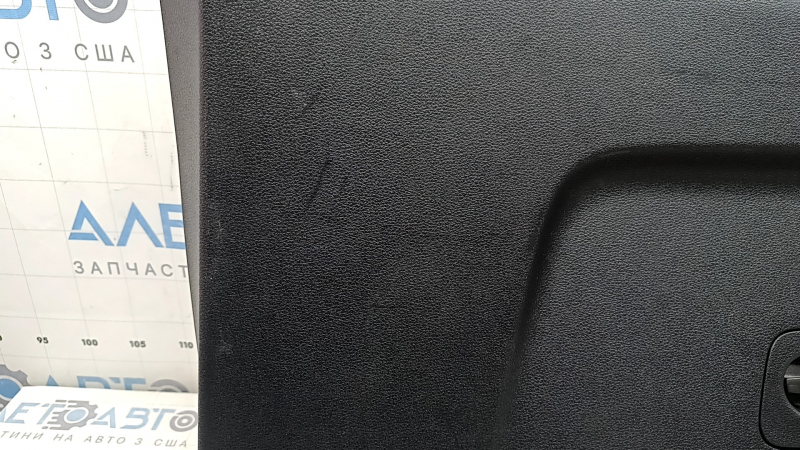 Lower tailgate trim for Audi Q7 16-26, black, scratches