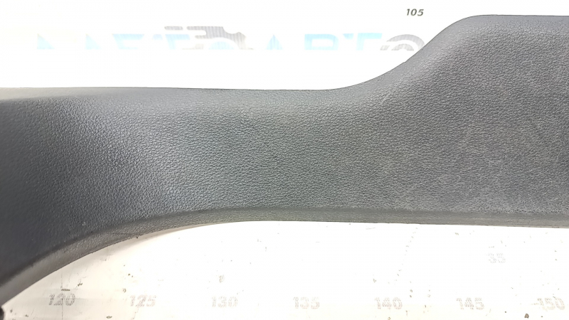 Inner left door sill trim Audi Q7 16-26 black, worn