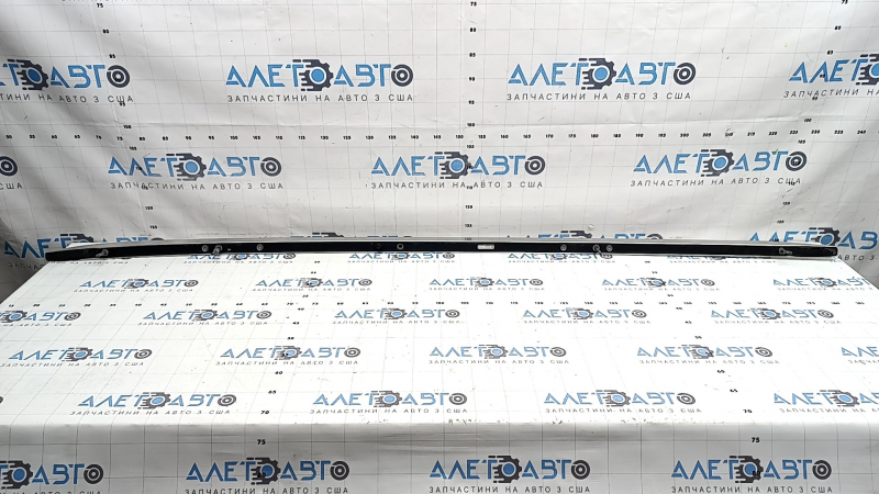 Right longitudinal roof rail for Audi Q7 16-26 chrome, missing 1 stud