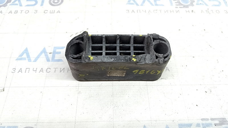 The front left jack for Audi Q7 16-26 is crushed