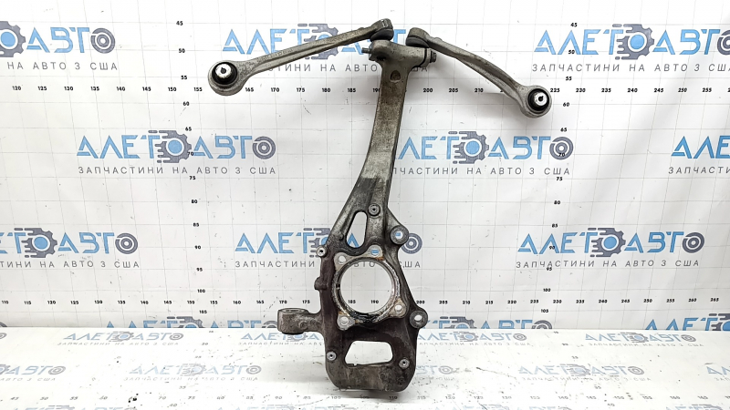 Front left axle of Audi Q7 16-26 with levers, torn silent blocks, broken bolt