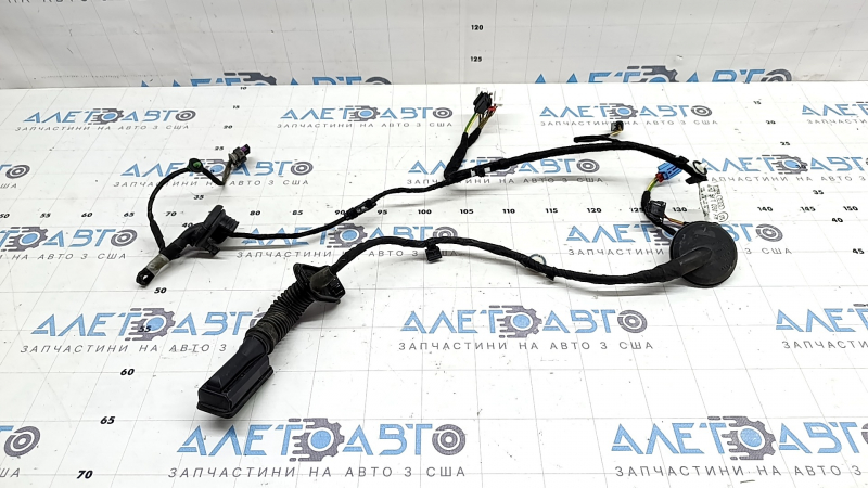 Wiring for the front right door of the Audi Q7 16-26