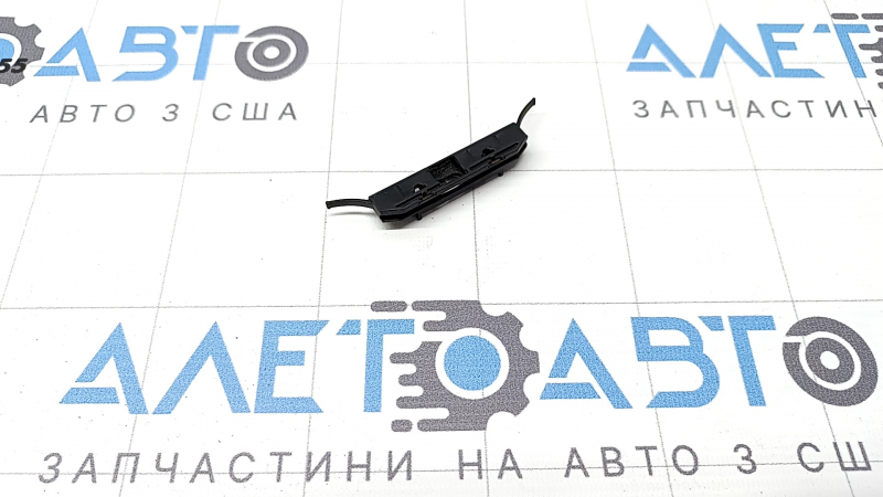 Right roof lining mounting clip for BMW 5 G30 17-23 on the front pillar
