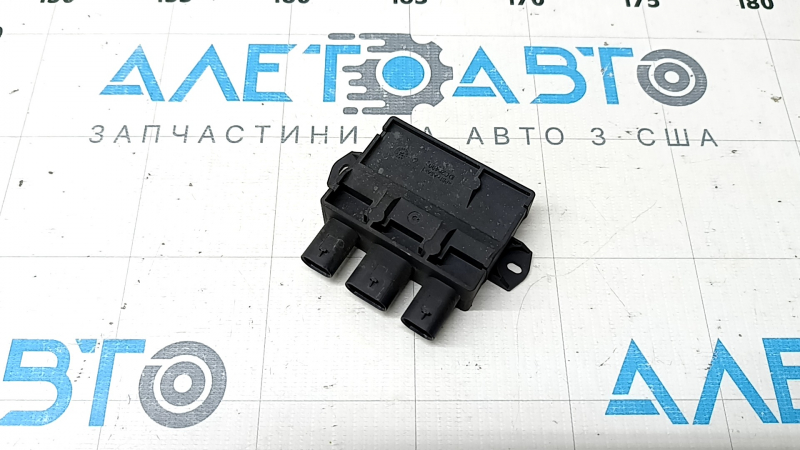 Control unit for foot opening sensor for trunk lid BMW 5 G30 17-23