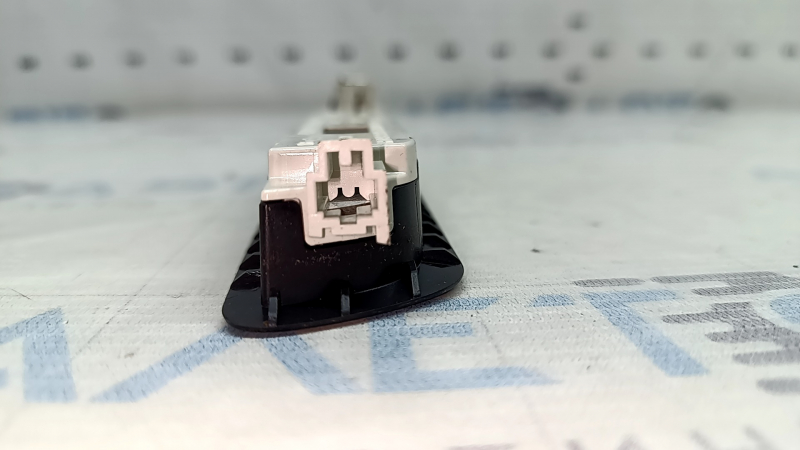 Right trunk light for Audi Q7 16-26, black, scratches, chips