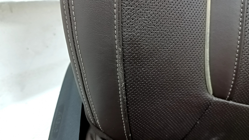 Passenger seat BMW 5 G30 17-23 with airbag, electric, heating, ventilation, massage, memory, dark brown leather, Comfort, scratches, dents on the rear lining