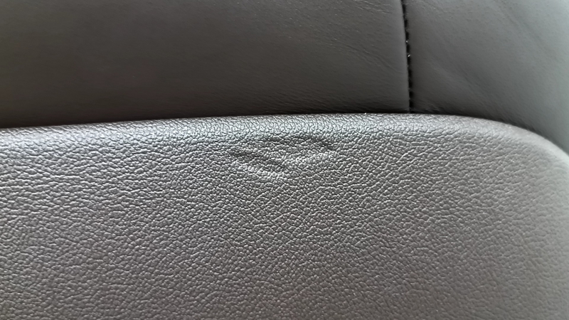 Passenger seat BMW 5 G30 17-23 with airbag, electric, heating, ventilation, massage, memory, dark brown leather, Comfort, scratches, dents on the rear lining