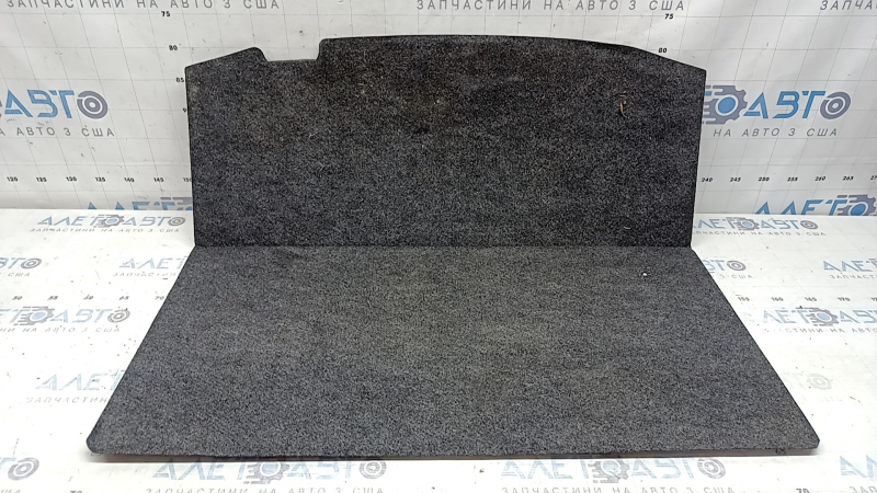 Trunk floor of Honda Accord 17 hybrid, gray, needs cleaning, dented, cracks