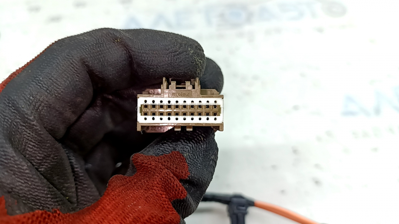 Wiring battery power relay box Ford Fusion mk5 13-20 plug-in