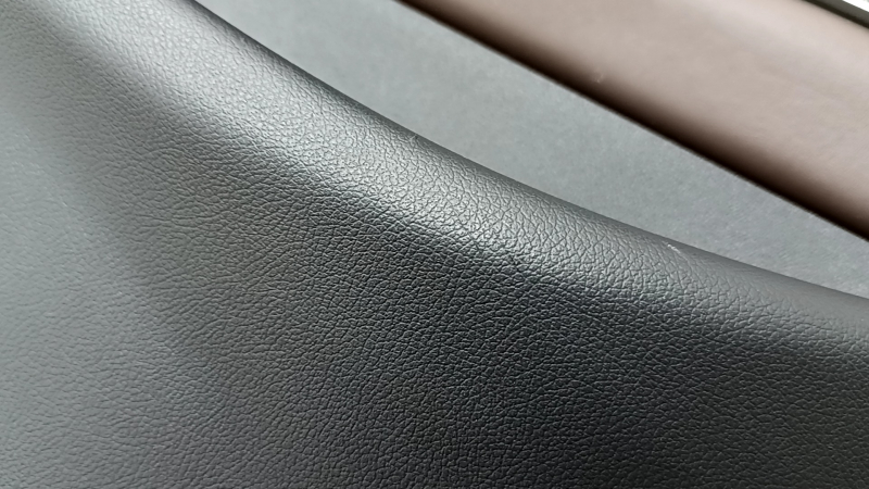 Door trim, rear left, BMW 5 G30 17-23, black, armrest and insert, dark brown leather, molding in walnut root wood, under the curtain, with a handle and Harman Kardon overlay, with backlighting, scratches, dents