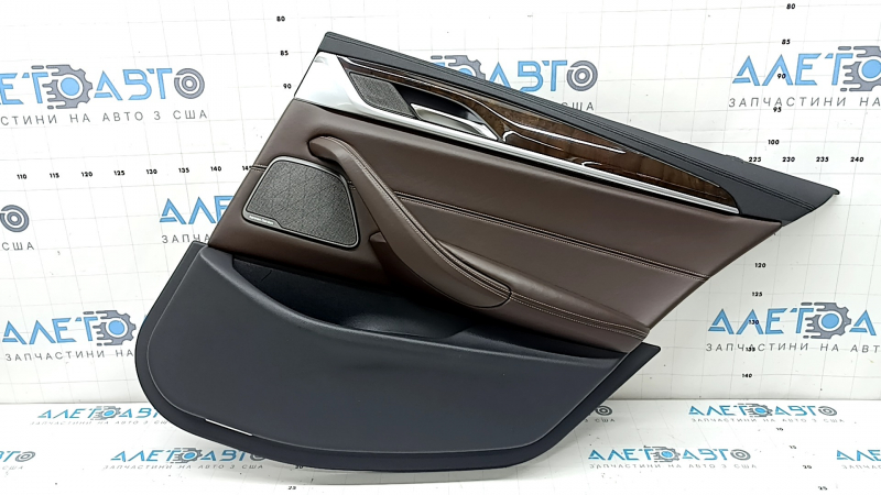 Door trim, rear right card, BMW 5 G30 17-23, black, armrest and insert, dark brown leather, molding under the tree root of walnut, under the curtain, with a handle and overlay Harman Kardon, with illumination, scratches, dents