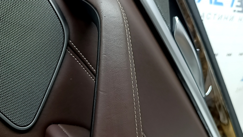 Door trim, rear right card, BMW 5 G30 17-23, black, armrest and insert, dark brown leather, molding under the tree root of walnut, under the curtain, with a handle and overlay Harman Kardon, with illumination, scratches, dents