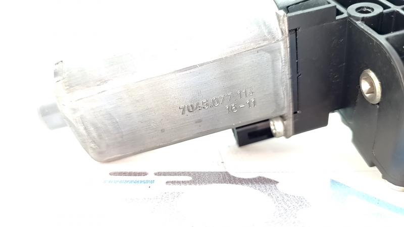 Steering wheel reach adjustment motor BMW 5 G30 17-23