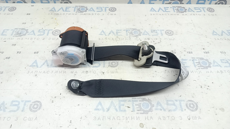 Seat belt 2 row left Nissan Rogue 17-20 black